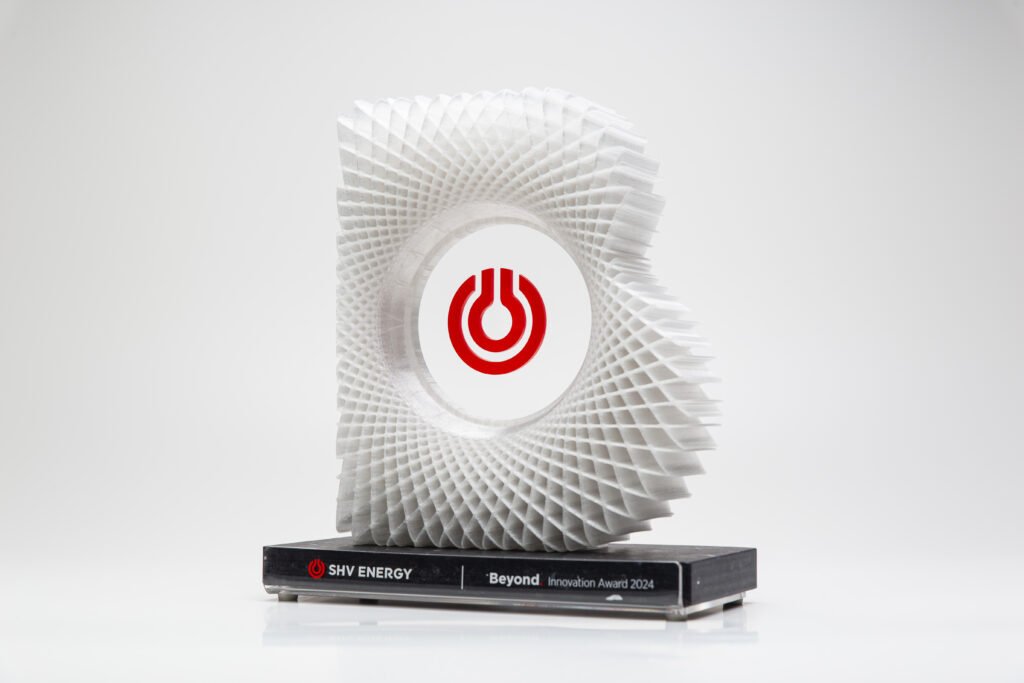 Employee recognition: why recognising employees improves retention, engagement, and organisational performance 5 Shv energy trophy