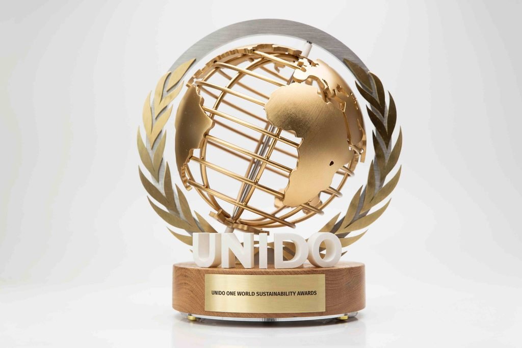 Cases 2 unido award